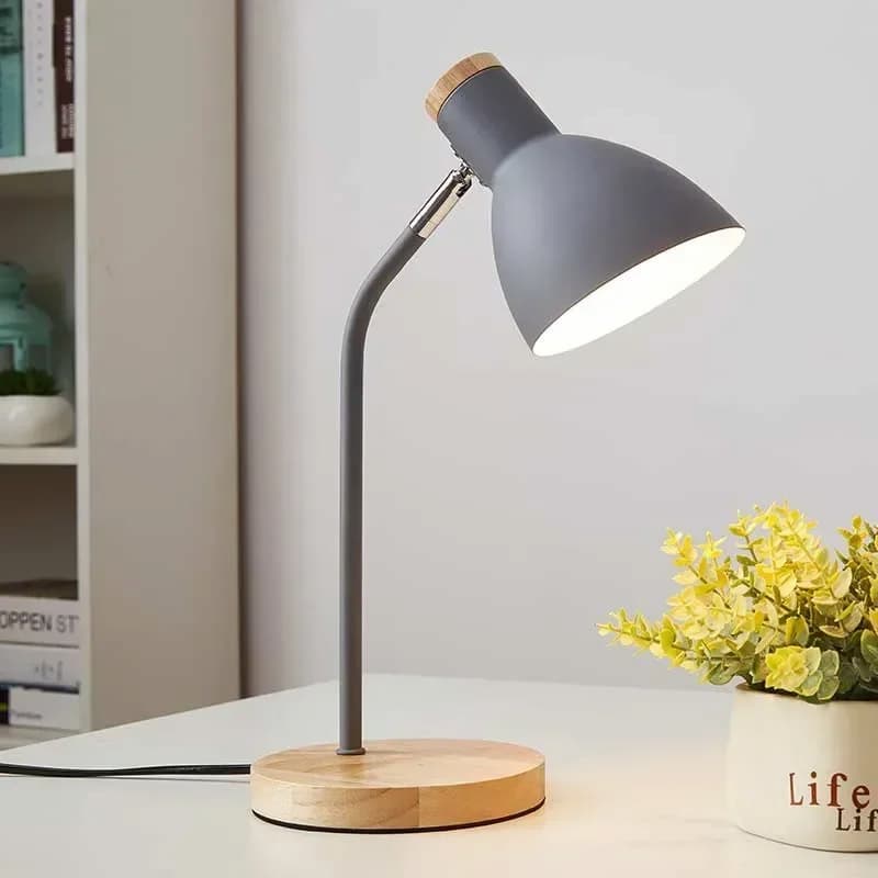 Stolní lampa kov-dřevo – Lesko Šedá