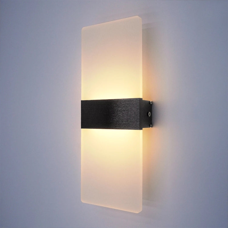 Nástěnné LED svítidlo – LumoGlow Černá