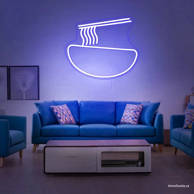 Modrý LED neon nudle a hůlky, cool designový prvek pro moderní bistro.