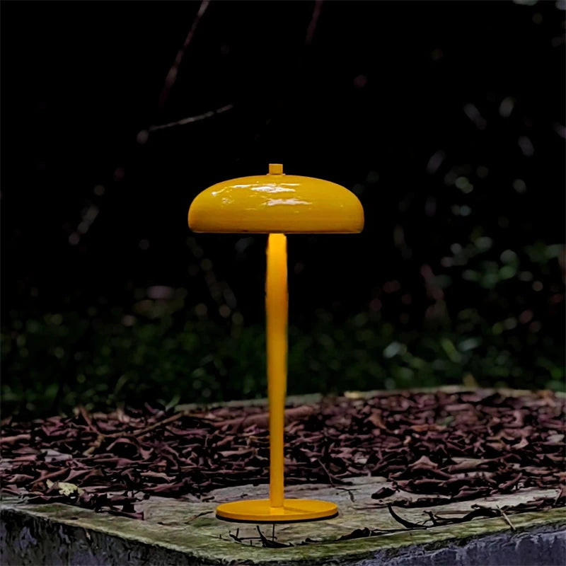 LED stolní lampa Mushroom – dobíjecí, dotyková, designová, různé barvy
