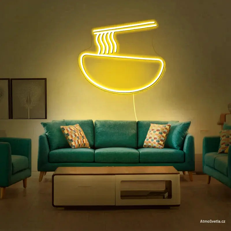 Žlutý LED neon nudle a hůlky, zářivé osvětlení pro milovníky asijské kuchyně.
